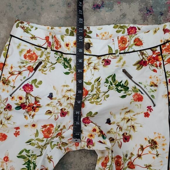 Disney Alice in Wonderland Through The Looking Glass Floral Print Women's Pants - Picture 11 of 13